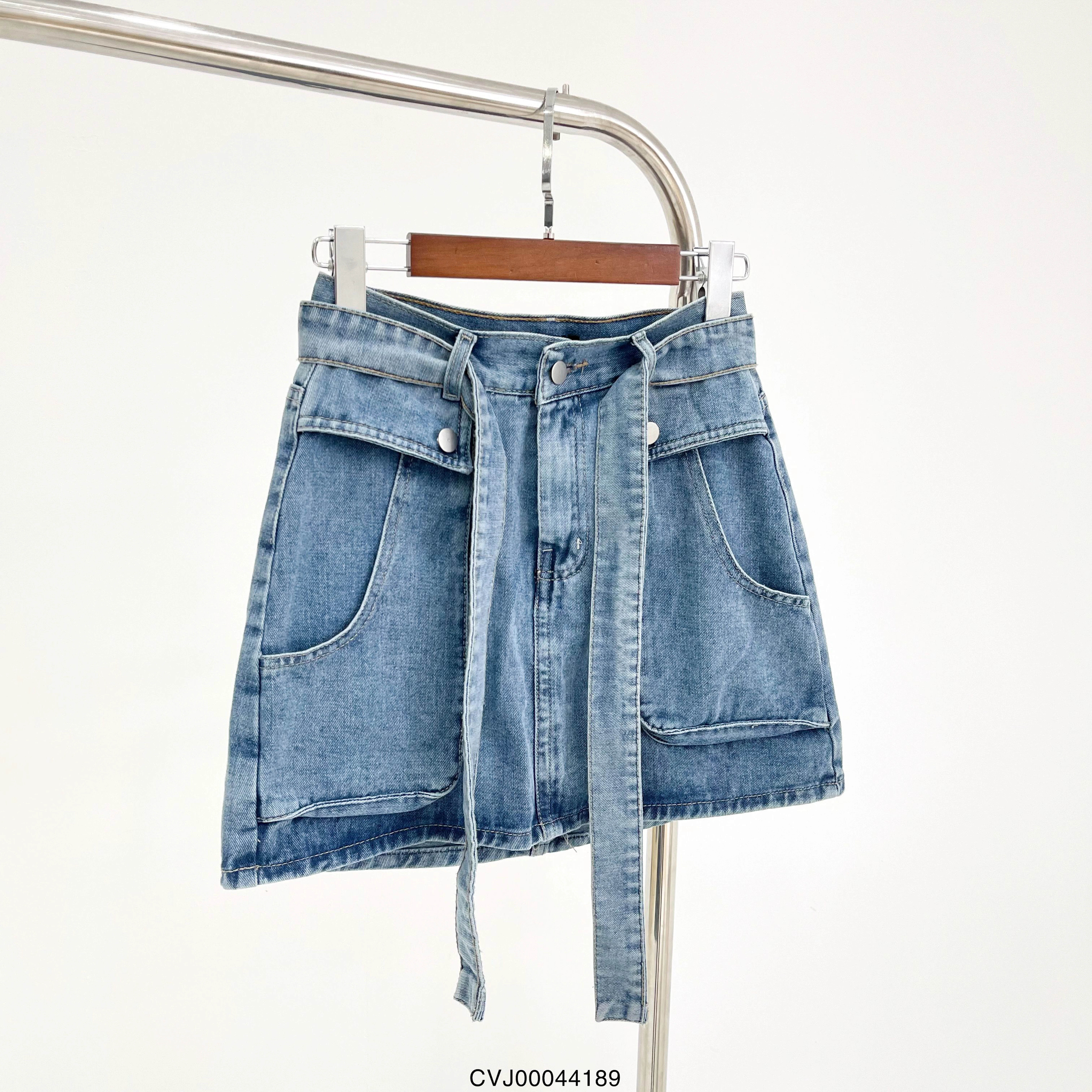 Q1352-Chân Váy Jeans Demin Xẻ Tà Trước – ENDA